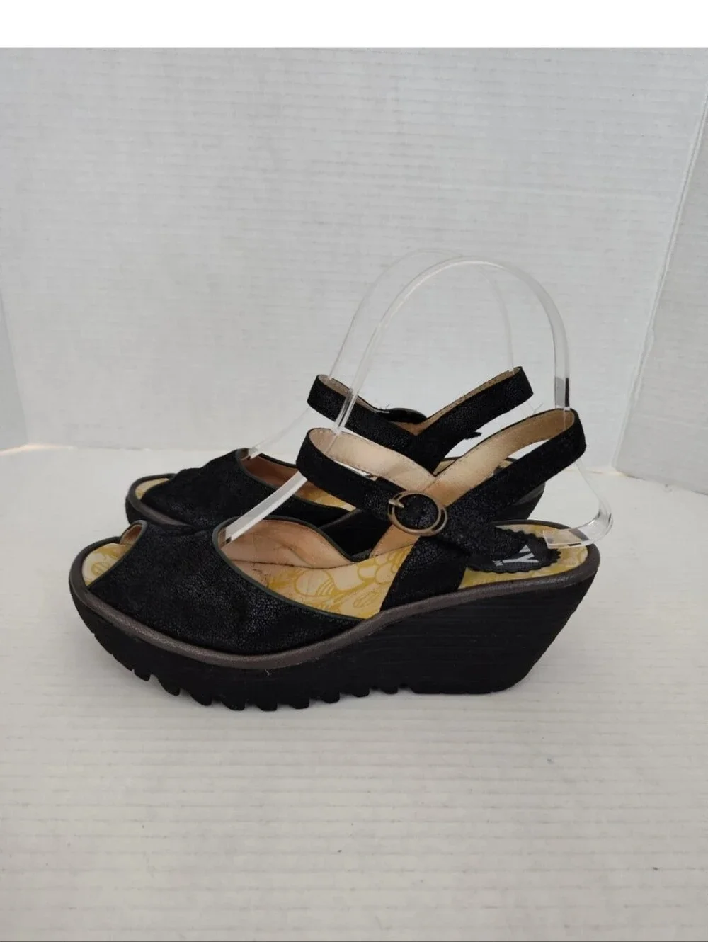 Fly London Yora Sandals Size 37 US 6-6.5 Black Leather Platform Wedge Peep Toe